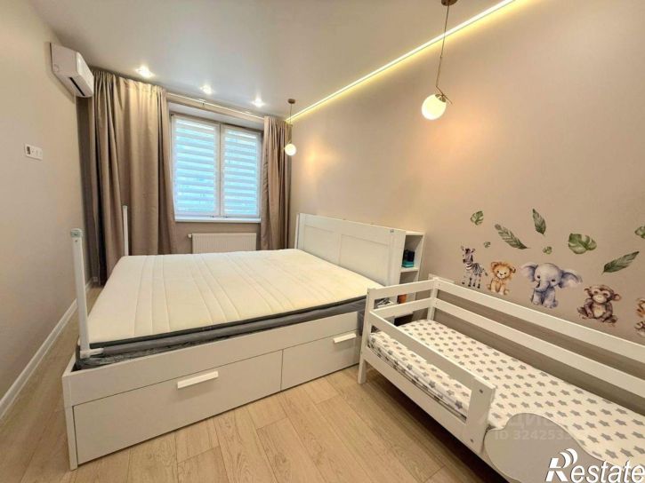 2-комн квартира ул Енисейская, 4А,  д. 4А