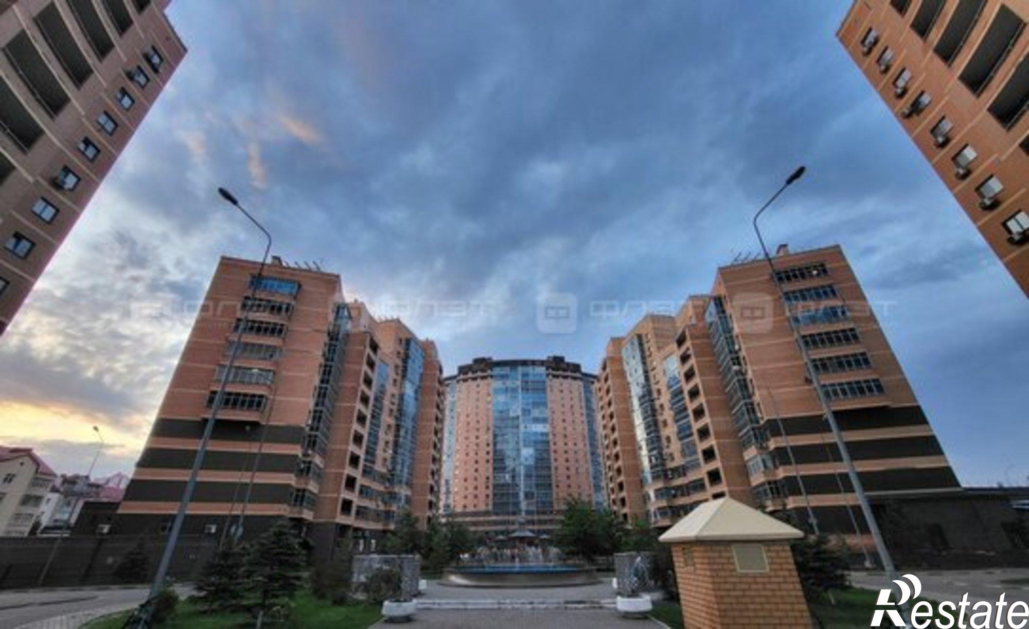 Купить квартиру за 42 000 000 рублей на Чистопольская улица, 38