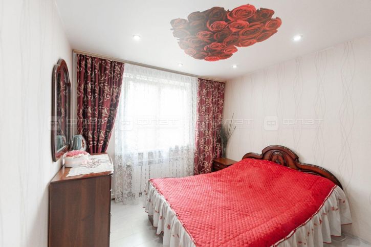 3-комн квартира пр-кт. Универсиады, дом 16