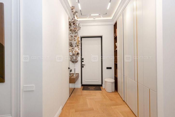 4-комн квартира ул. Право-Булачная, дом 51