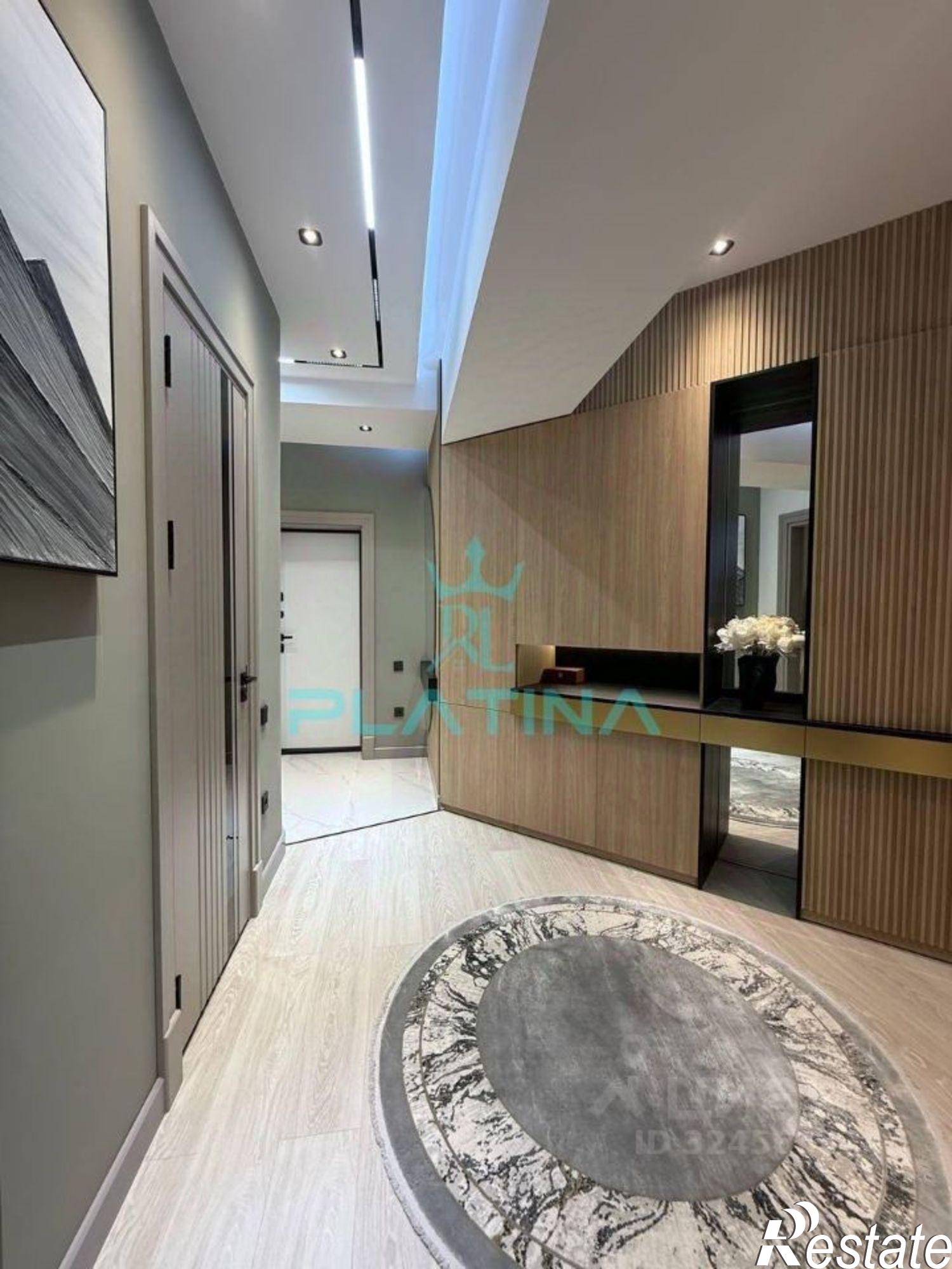 Сдать квартиру за 65 000 рублей на улица Касаткина, 15