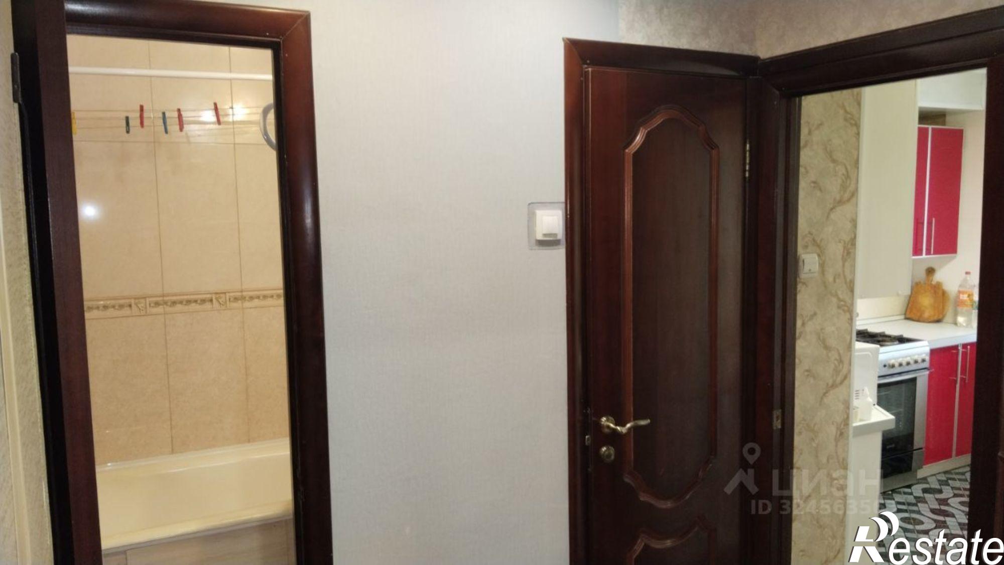 Сдать квартиру за 37 000 рублей на улица Адоратского, 21