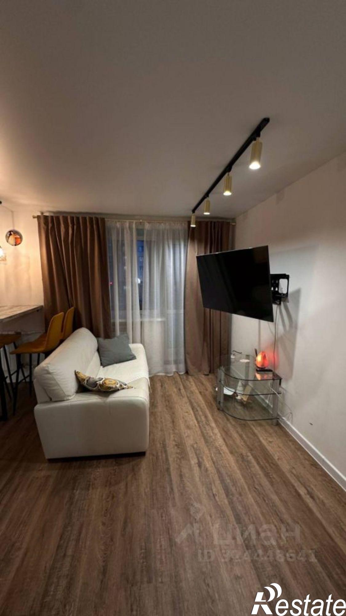 Сдать квартиру за 50 000 рублей на ул Павлюхина, 108А