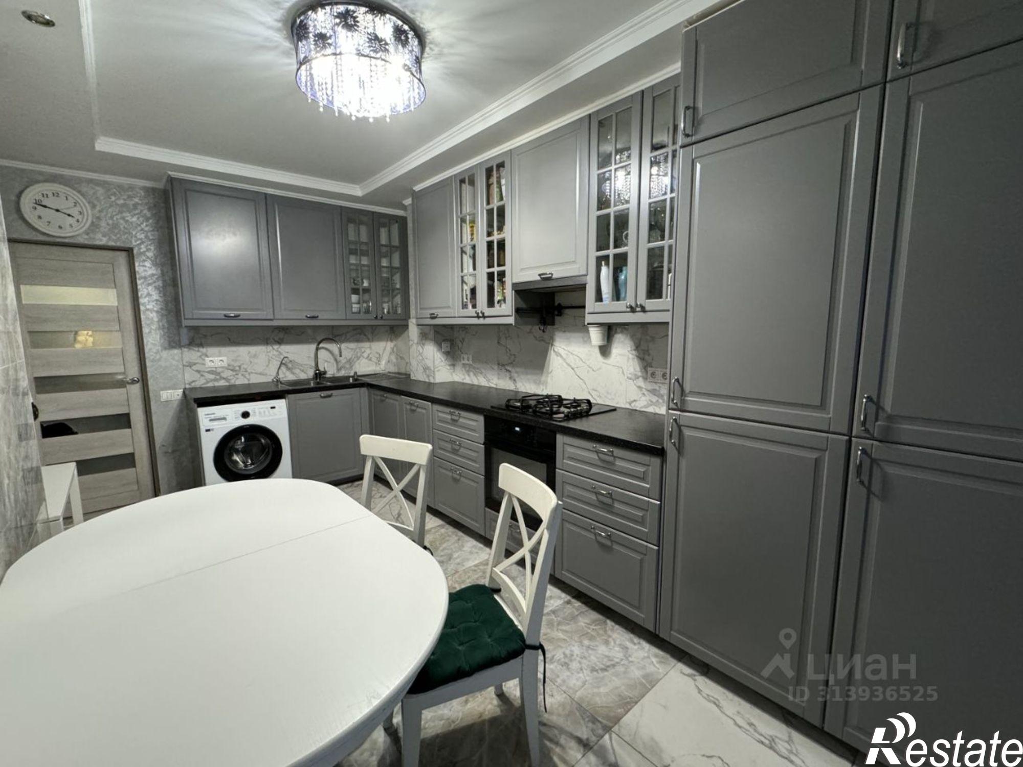 Купить квартиру за 13 900 000 рублей на проспект Победы, 210А