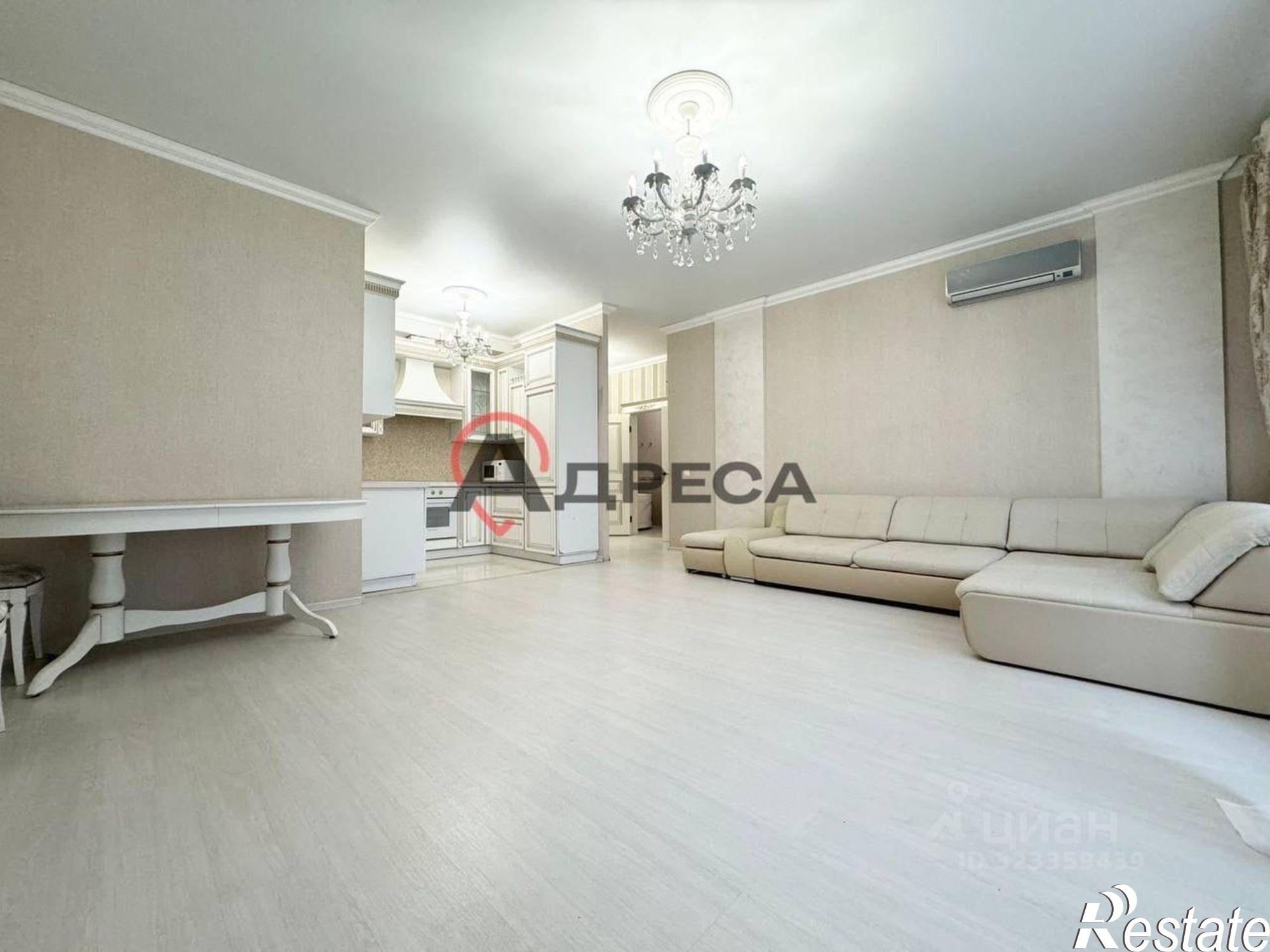 Сдать квартиру за 70 000 рублей на ул Мусина, 1