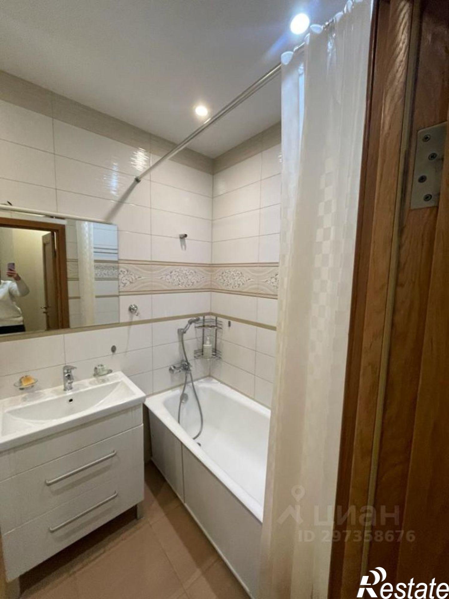 Сдать квартиру за 25 000 рублей на улица Тунакова, 45 к2