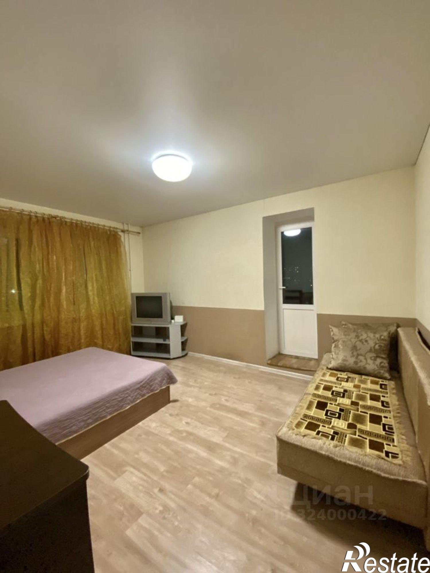 Сдать квартиру за 28 000 рублей на ул Гарифа Ахунова, 10