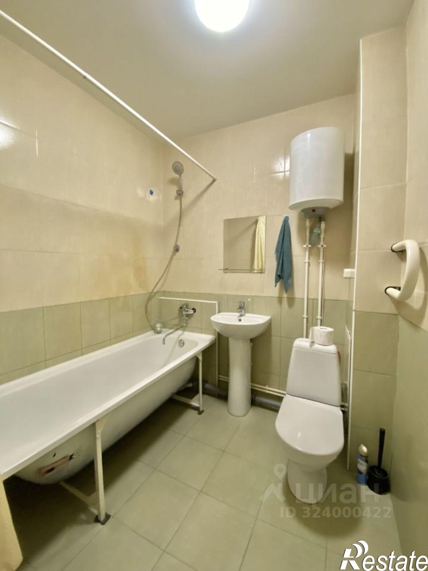 Сдать квартиру за 28 000 рублей на ул Гарифа Ахунова, 10