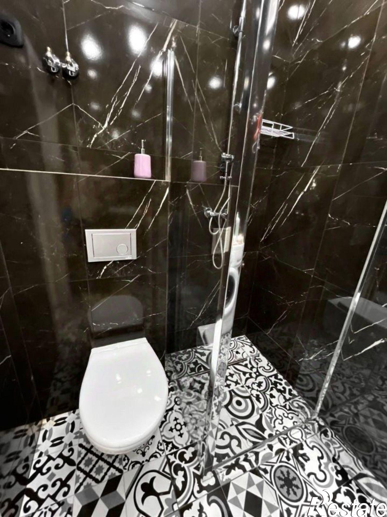 Купить квартиру за 9 650 000 рублей на улица Николая Ершова, 62Д к1