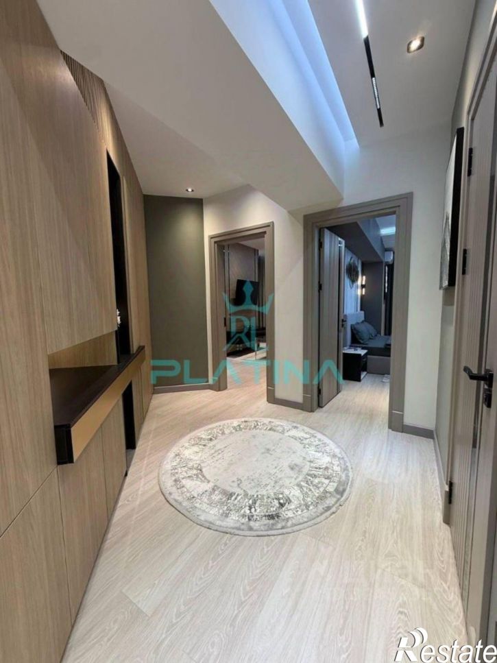 2-комн квартира улица Касаткина, 15,  д. 15