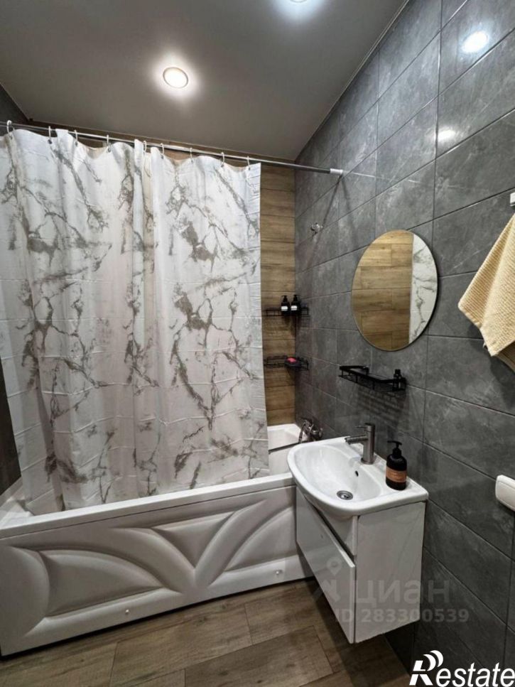 3-комн квартира ул Портовая, 37В,  д. 37В