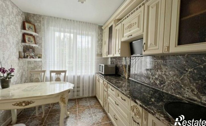 3-комн квартира проспект Ямашева, 102,  д. 102