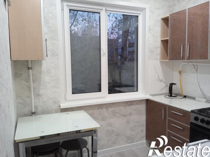 2-комн квартира Маршала Чуйкова , 36