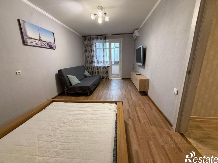 2-комн квартира улица Фатыха Амирхана, 26А,  д. 26А