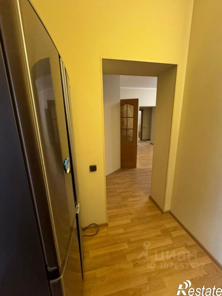 3-комн квартира улица Толстого, 16А,  д. 16А