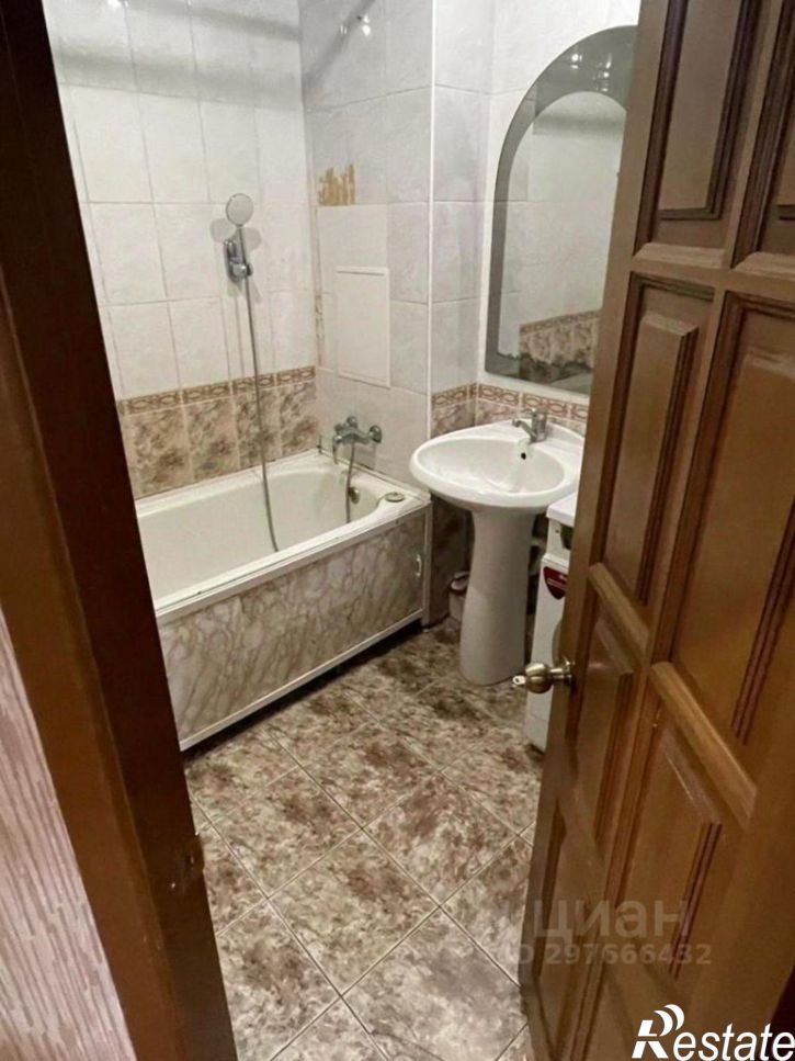 2-комн квартира ул Меридианная, 11,  д. 11