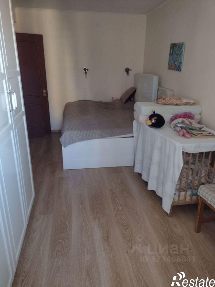 2-комн квартира улица Чингиза Айтматова, 7,  д. 7