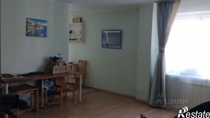 2-комн квартира улица Чингиза Айтматова, 7,  д. 7