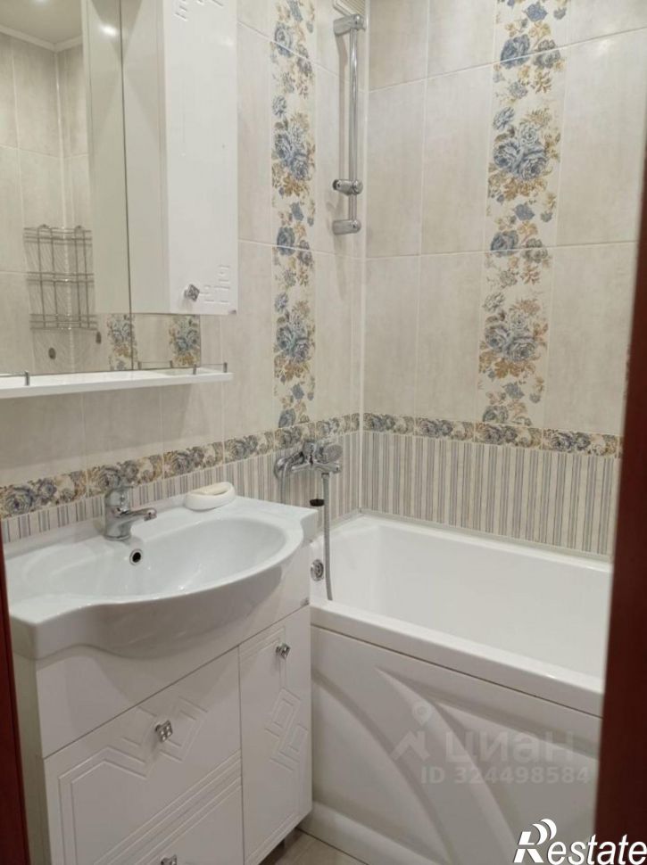 2-комн квартира улица Хусаина Мавлютова, 39,  д. 39