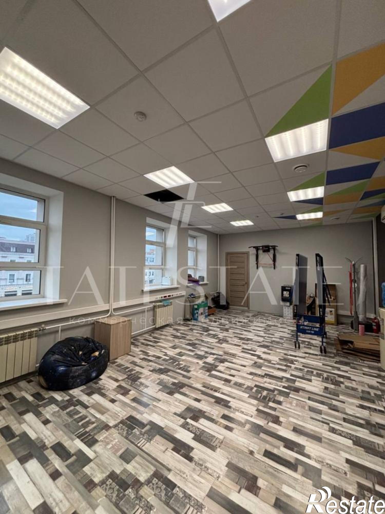 Сдать офис, помещение под офис за 341 000 рублей на улица Лево-Булачная, 26/25