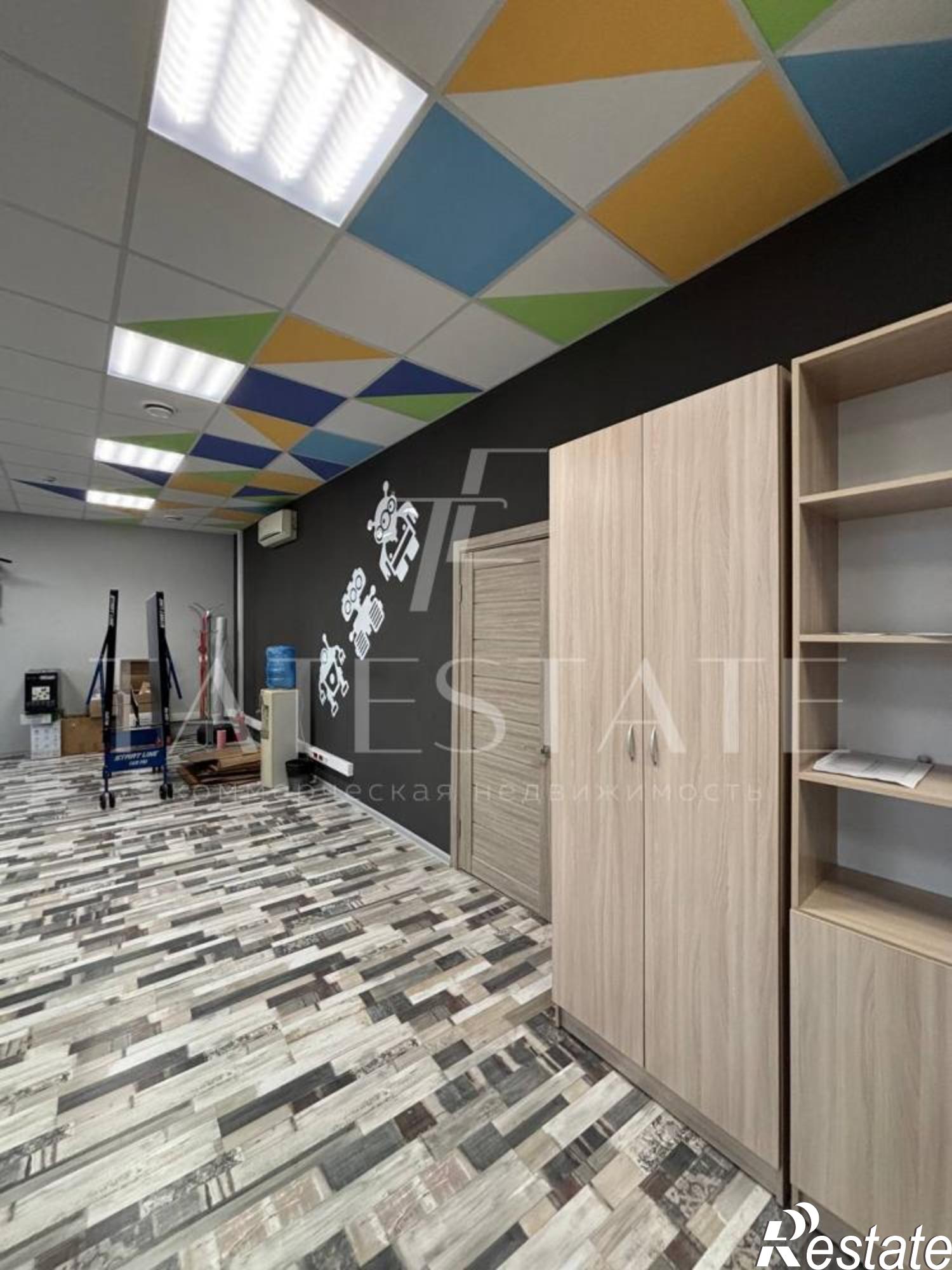 Сдать офис, помещение под офис за 341 000 рублей на улица Лево-Булачная, 26/25