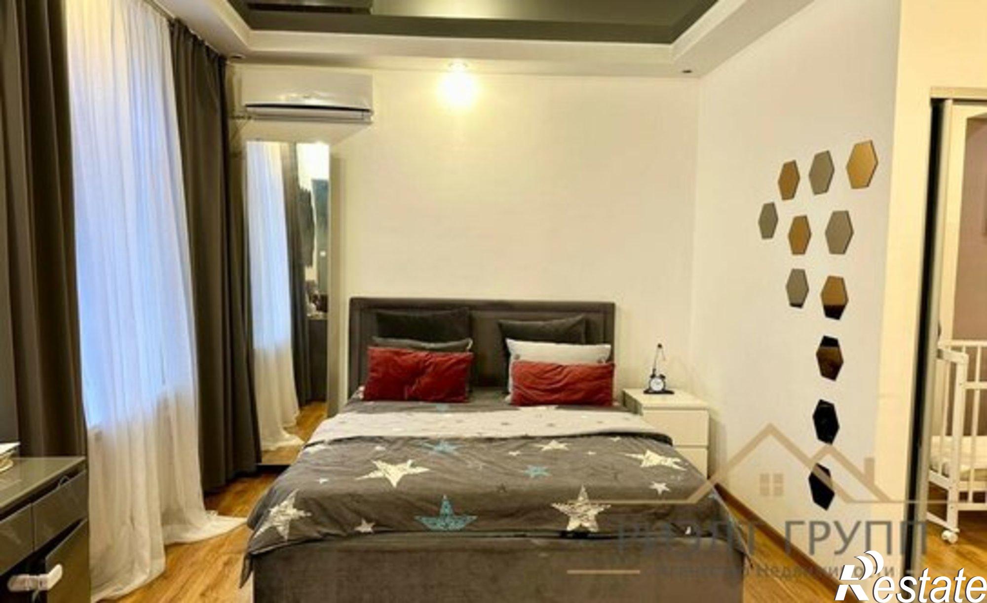 Купить квартиру за 14 300 000 рублей на ул Николаева, 5