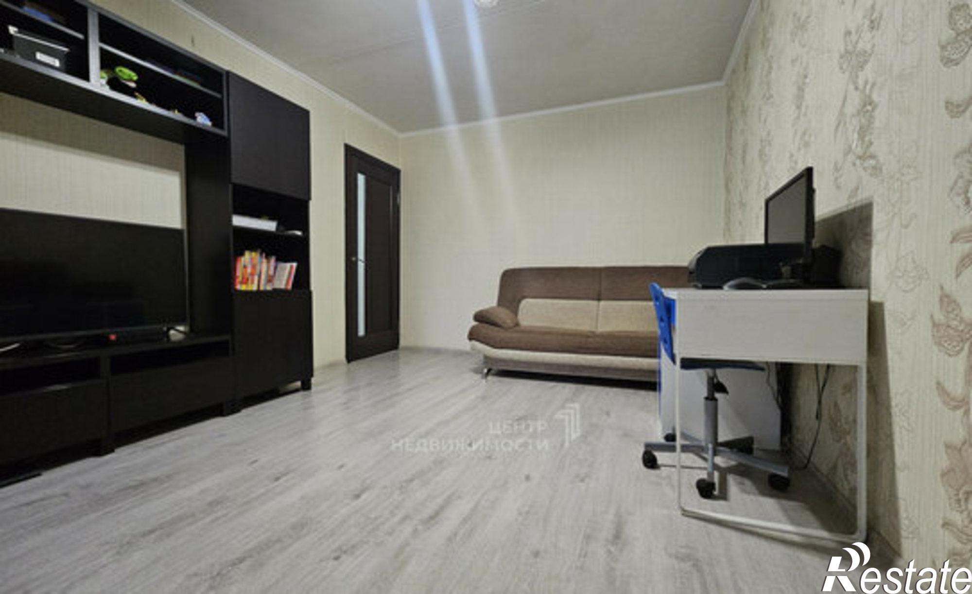 Купить квартиру за 9 800 000 рублей на пр-кт Победы, 44