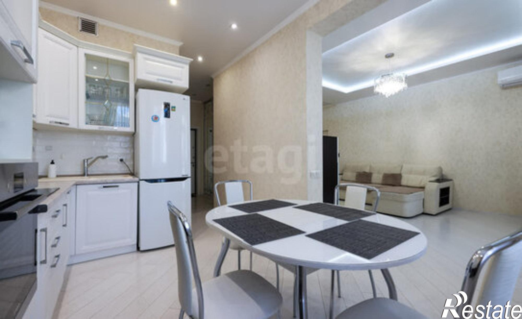 Купить квартиру за 14 800 000 рублей на ул Чистопольская, 86/10