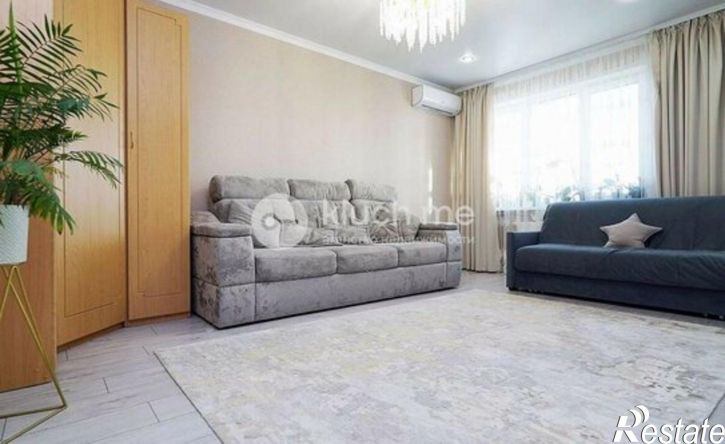 2-комн квартира улица Братьев Батталовых, 20 к1,  д. 20 к1