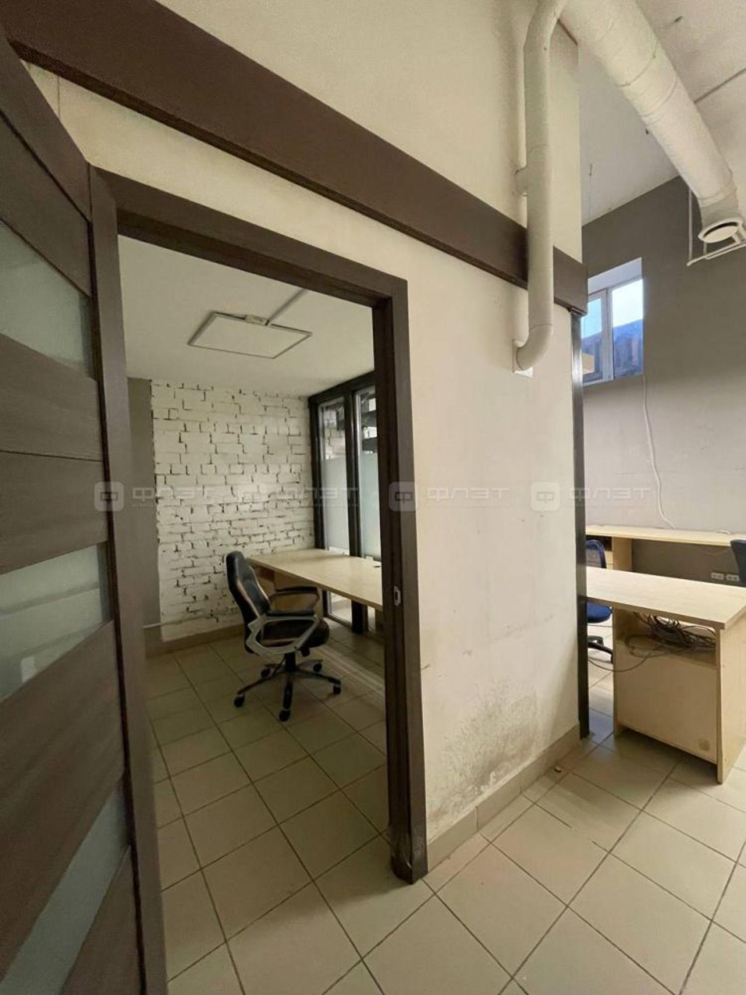 Сдать офис, помещение под офис за 105 000 рублей на ул. Калинина д.60