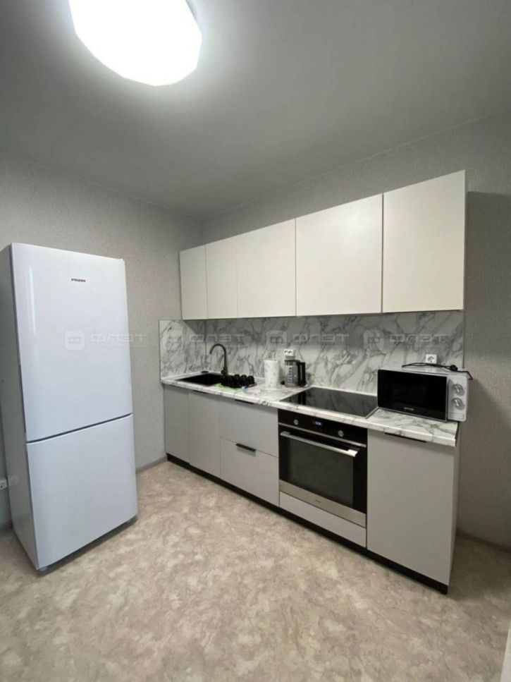 2-комн квартира ул. Братьев Батталовых д.27