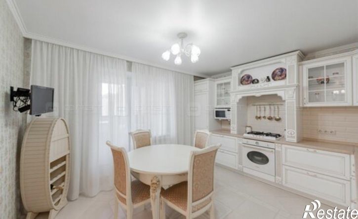 3-комн квартира улица Академика Завойского, 25,  д. 25