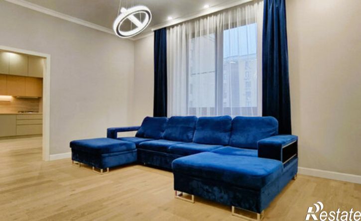 4-комн квартира улица Габдуллы Кариева, 10,  д. 10