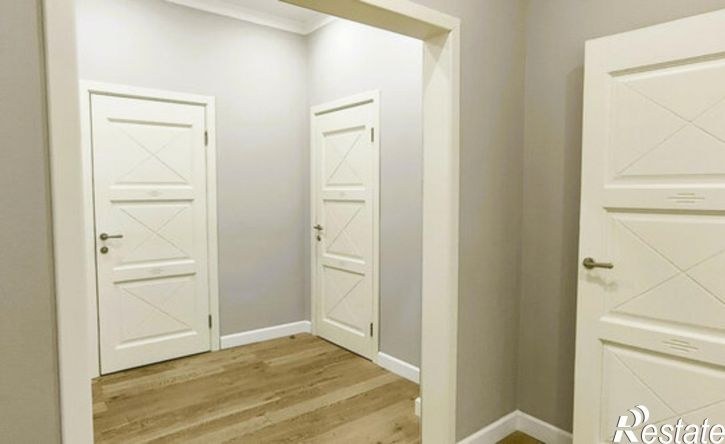 4-комн квартира улица Габдуллы Кариева, 10,  д. 10