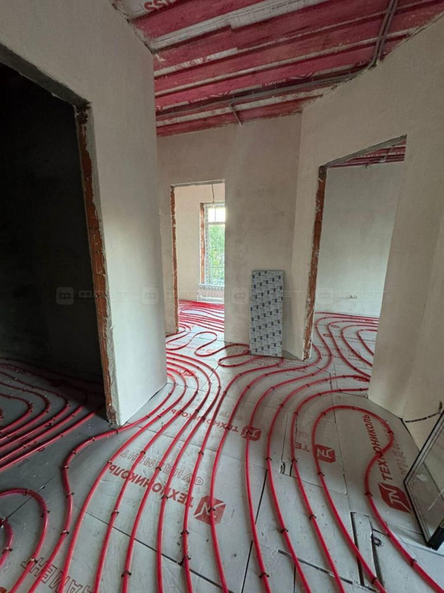 Купить дачу, дом, коттедж за 13 600 000 рублей на СНТ Садовод № 11, дом 1