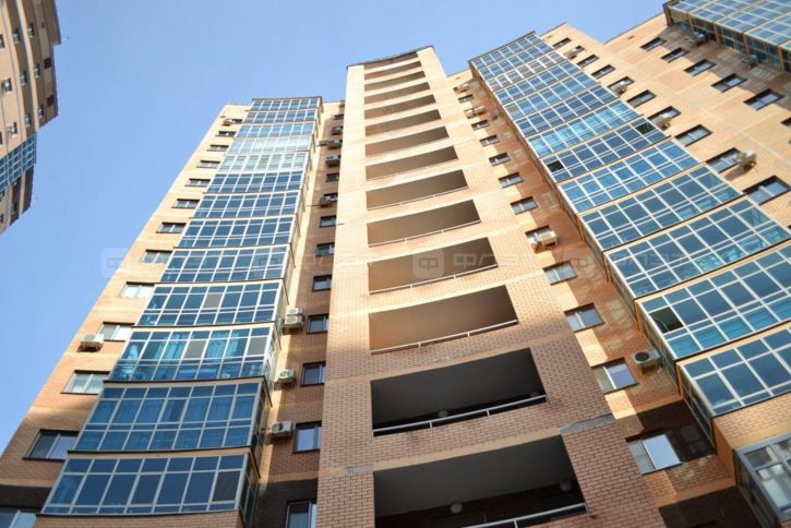 3-комн квартира ул. Чистопольская, дом 40