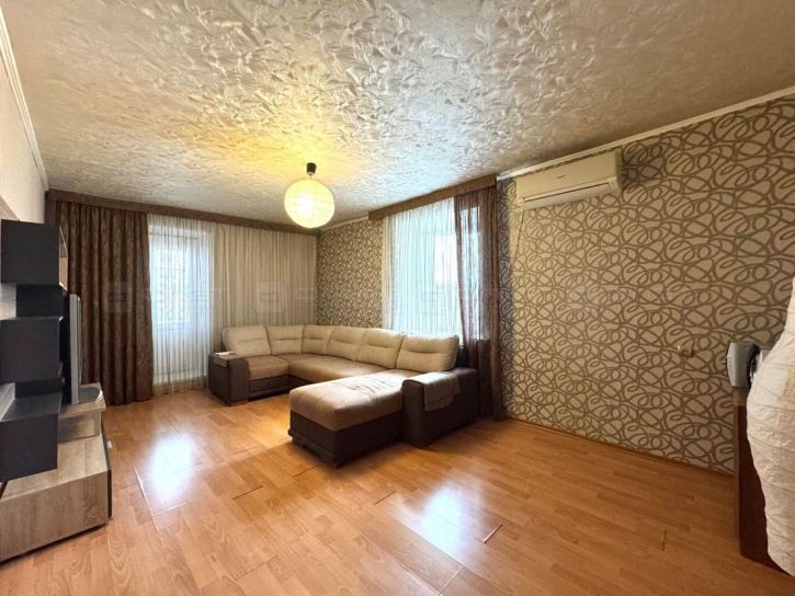 4-комн квартира ул. Рихарда Зорге, дом 60