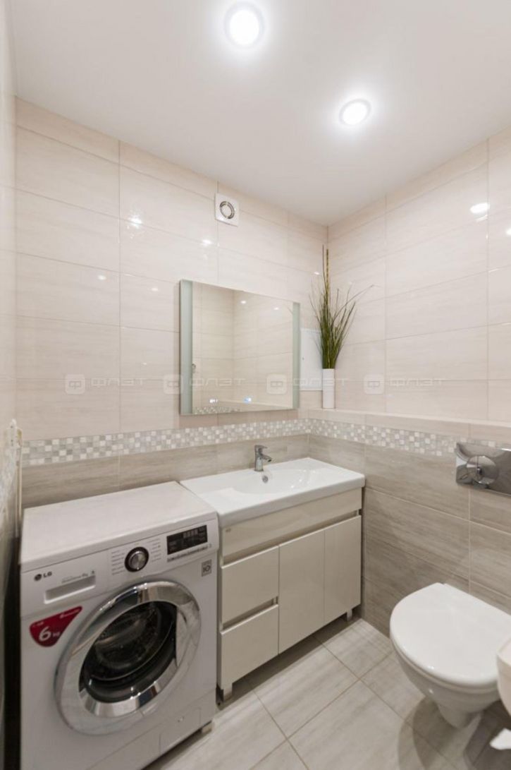 3-комн квартира пр-кт. Универсиады, дом 16