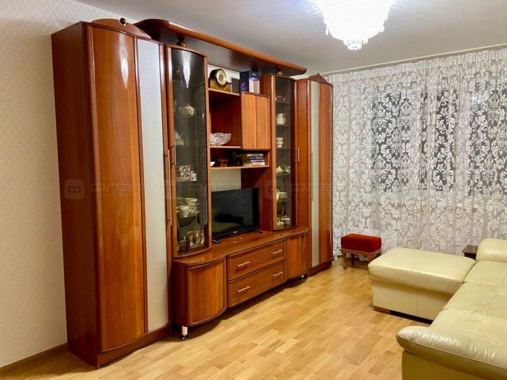 3-комн квартира ул. Юлиуса Фучика, дом 145