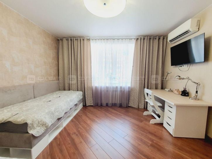 3-комн квартира ул. Адоратского, дом 2