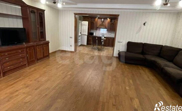 3-комн квартира улица Восстания, 84,  д. 84