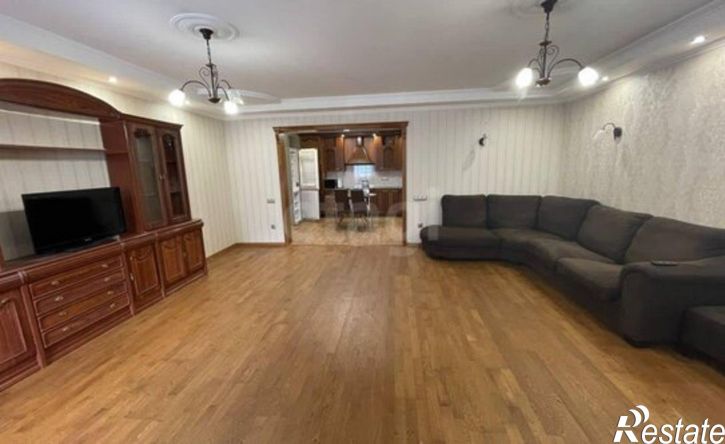 3-комн квартира улица Восстания, 84,  д. 84