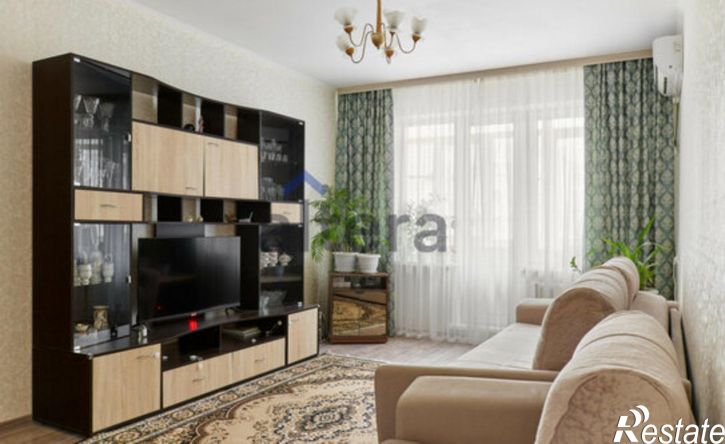 3-комн квартира ул Латышских Стрелков, 35,  д. 35