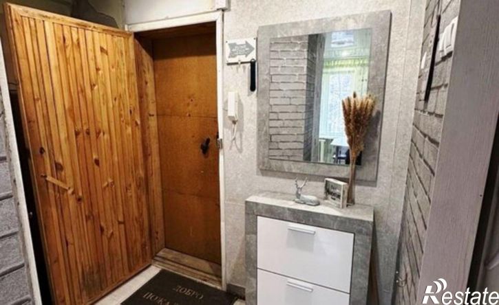 2-комн квартира ул Латышских Стрелков, 4А,  д. 4А