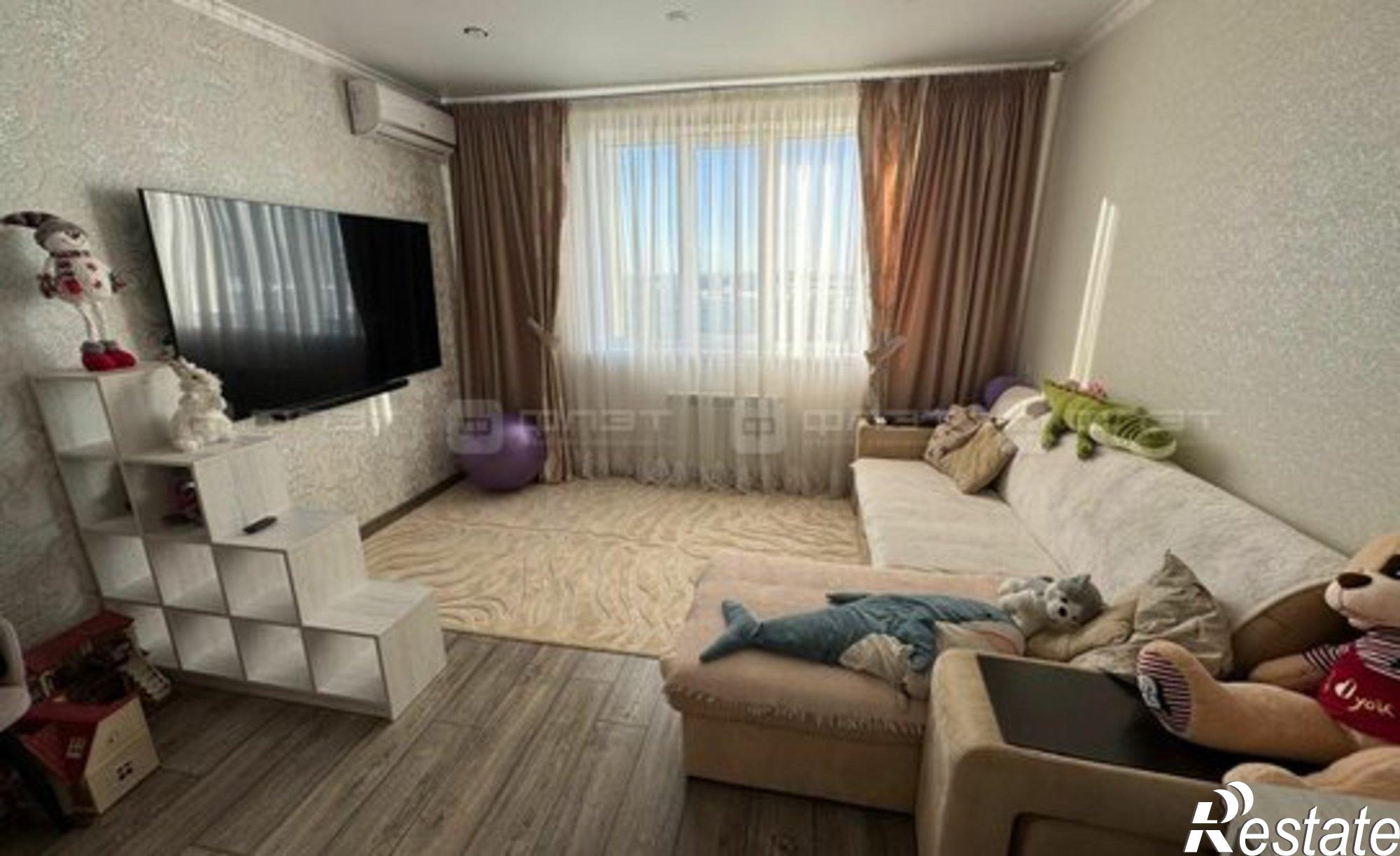 Купить квартиру за 25 000 000 рублей на ул Юлиуса Фучика, 14в