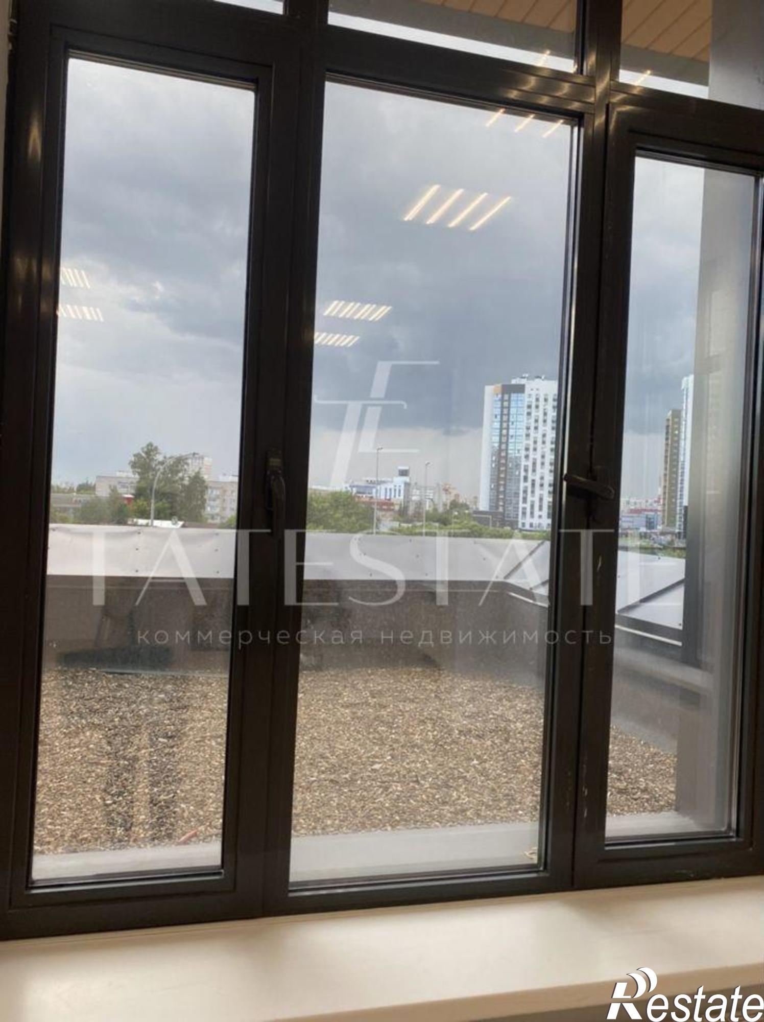 Сдать офис, помещение под офис за 160 500 рублей на проспект Альберта Камалеева, 32Б