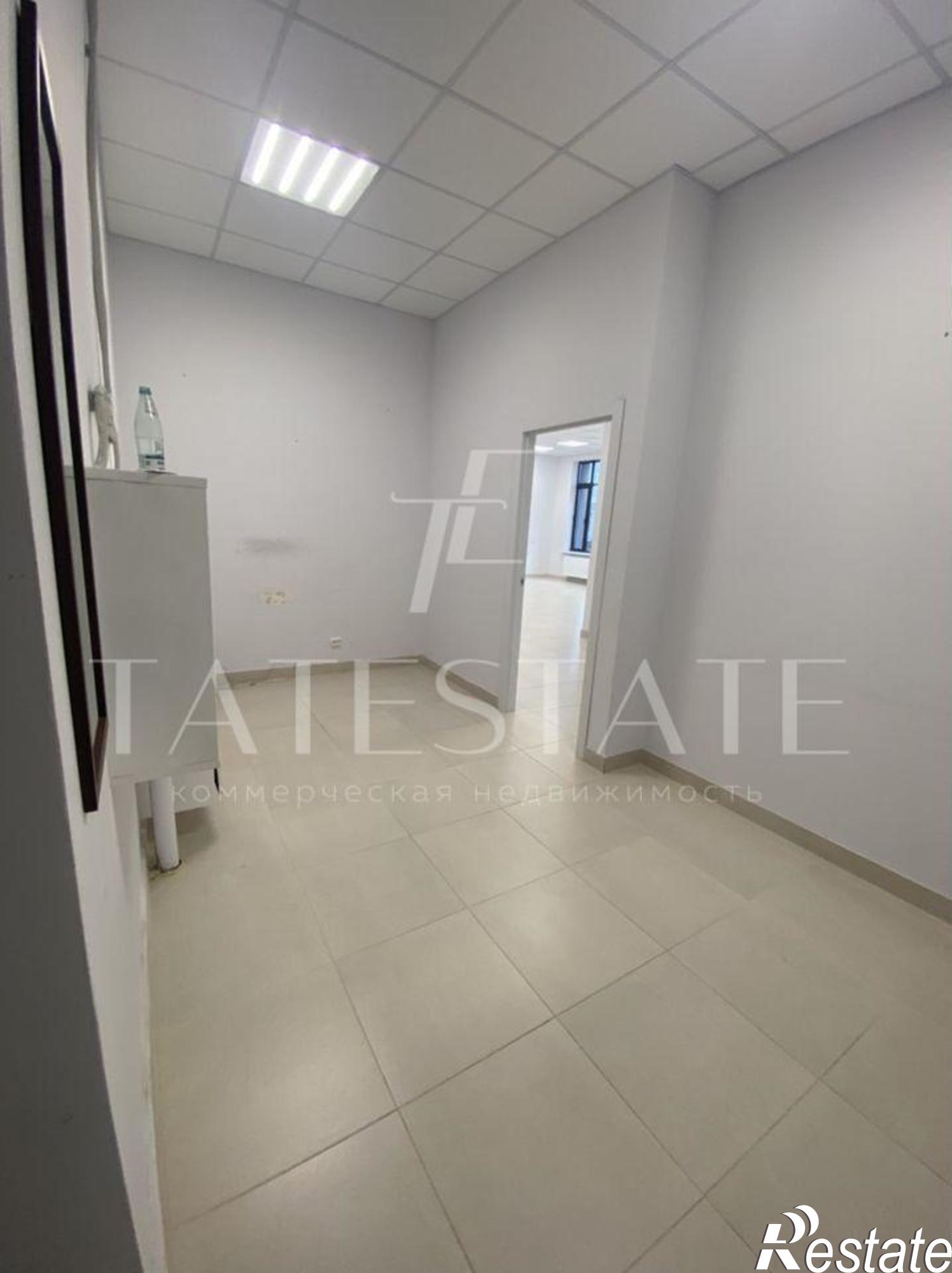 Сдать офис, помещение под офис за 160 500 рублей на проспект Альберта Камалеева, 32Б