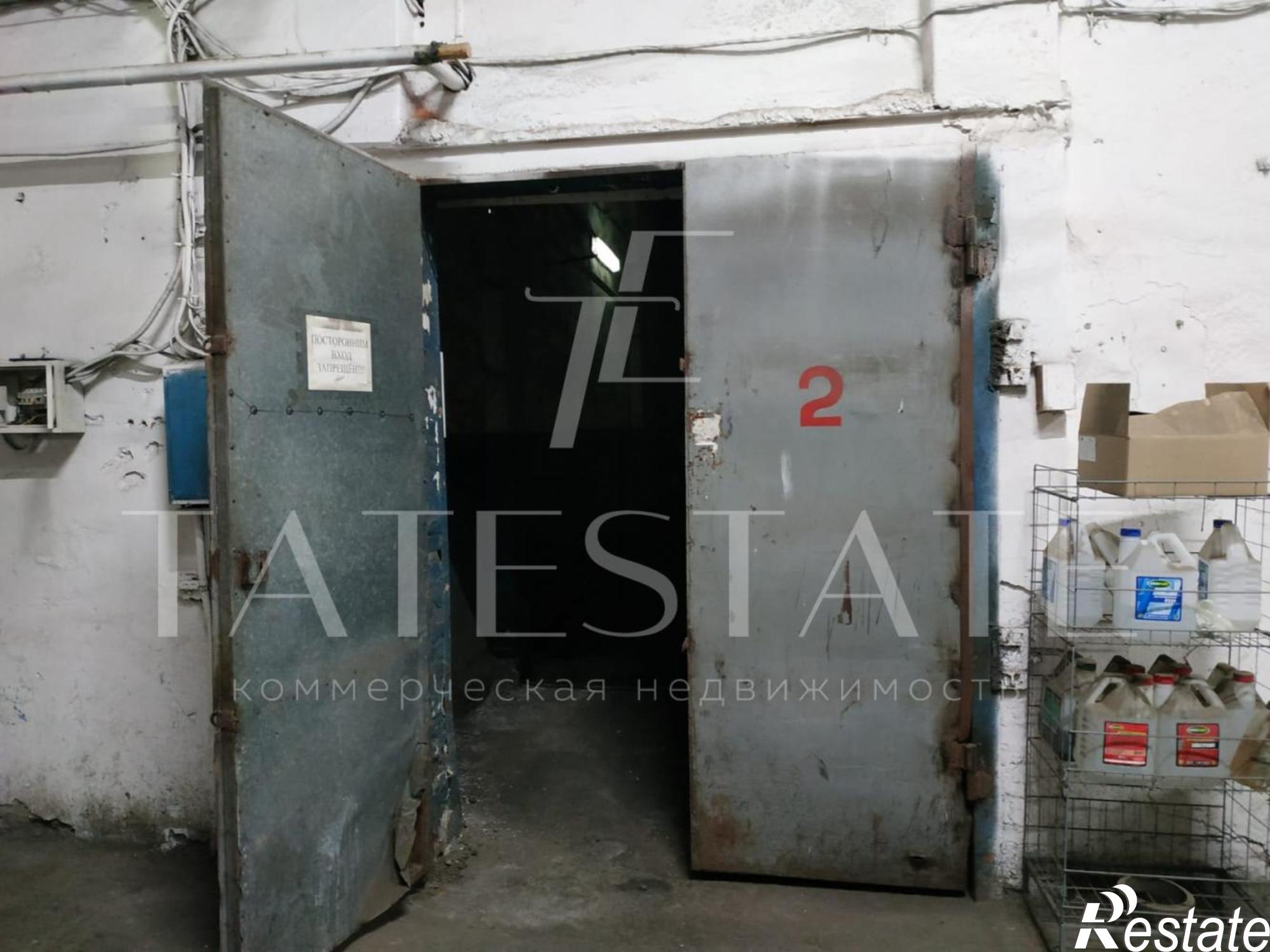 Сдать складское помещение за 240 000 рублей на улица Рахимова, 59