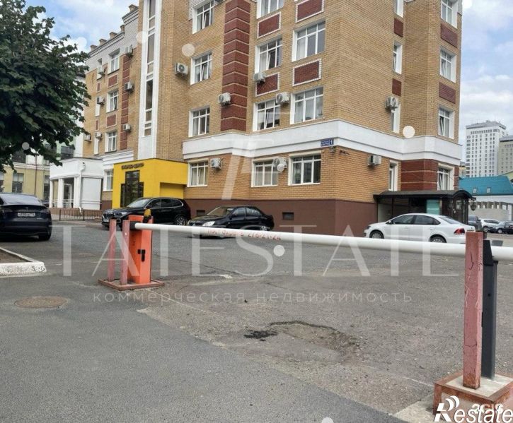 Офис улица Хади Такташа, 1