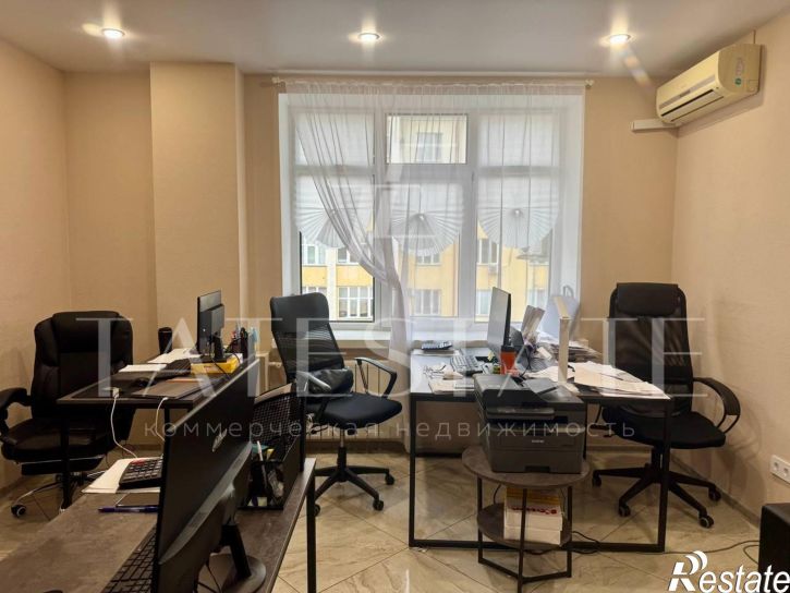 Офис улица Хади Такташа, 1